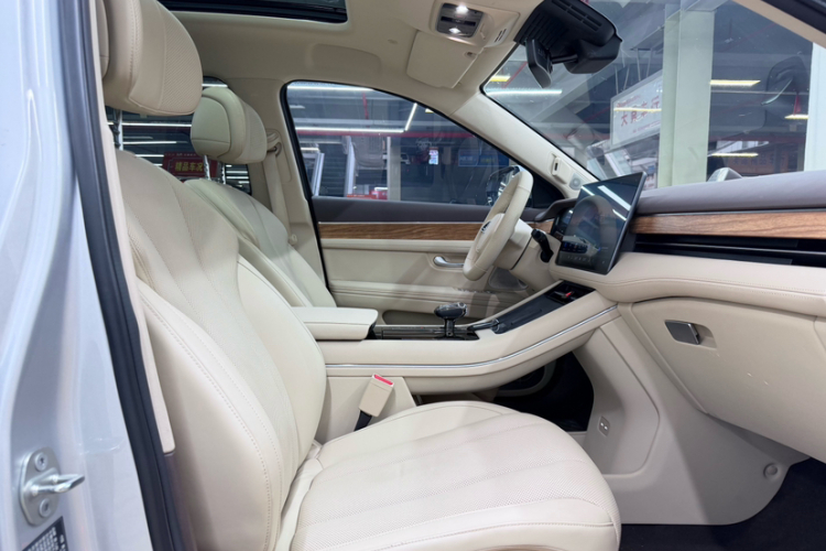 鸿蒙智行 问界M7 2024款 1.5T 后驱Plus版 5座局部细节41