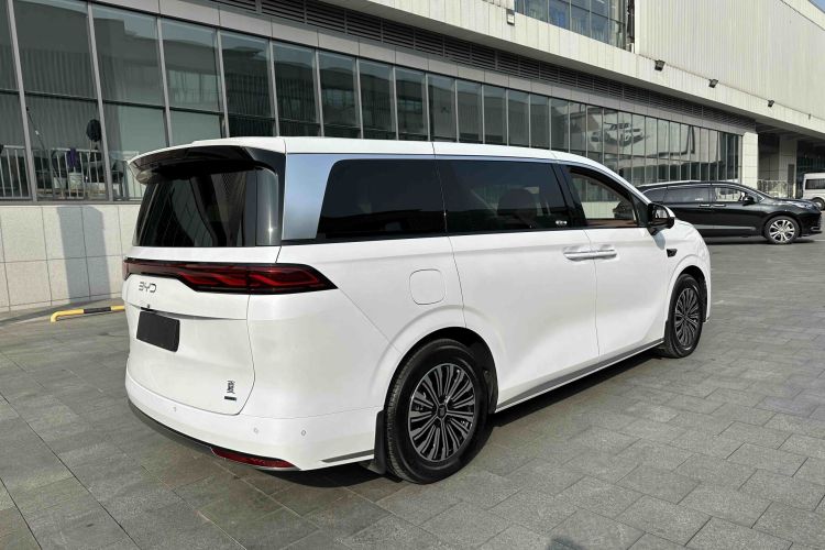 比亚迪 夏 2025款 DM-i 1.5T 180km 超越型车身外观6006