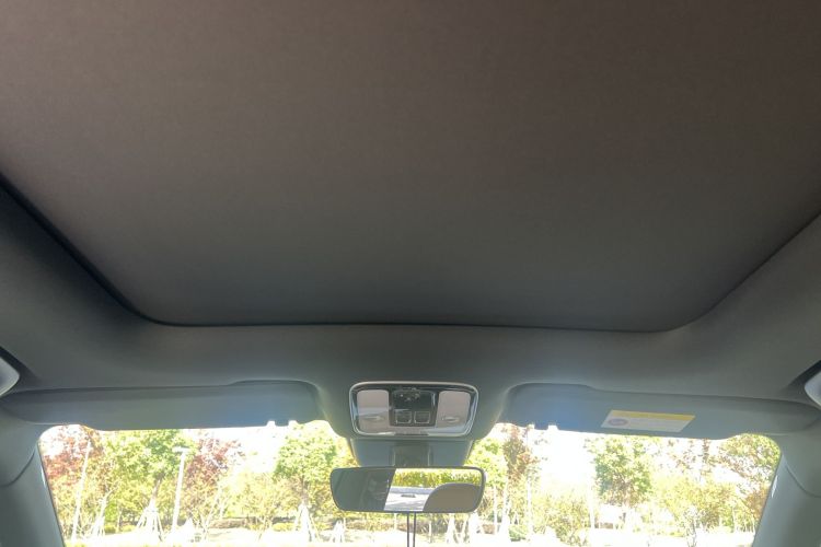 理想汽车 理想ONE 2020款 增程6座版中控内饰7007