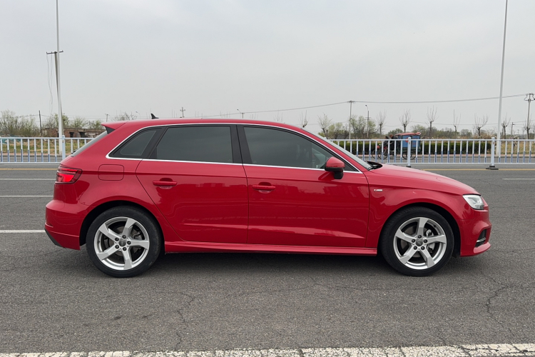 奥迪A3 2019款 Sportback 35 TFSI 时尚型 国V车身外观6002