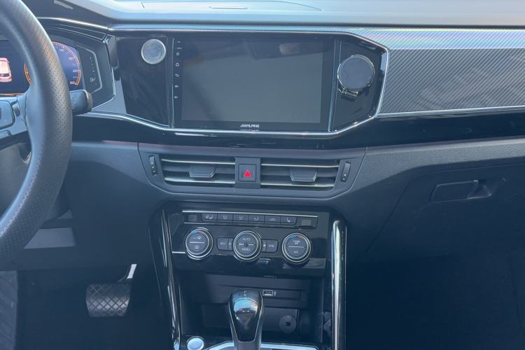 大众 探岳 2019款 330TSI 两驱尊贵型 国VI局部细节16