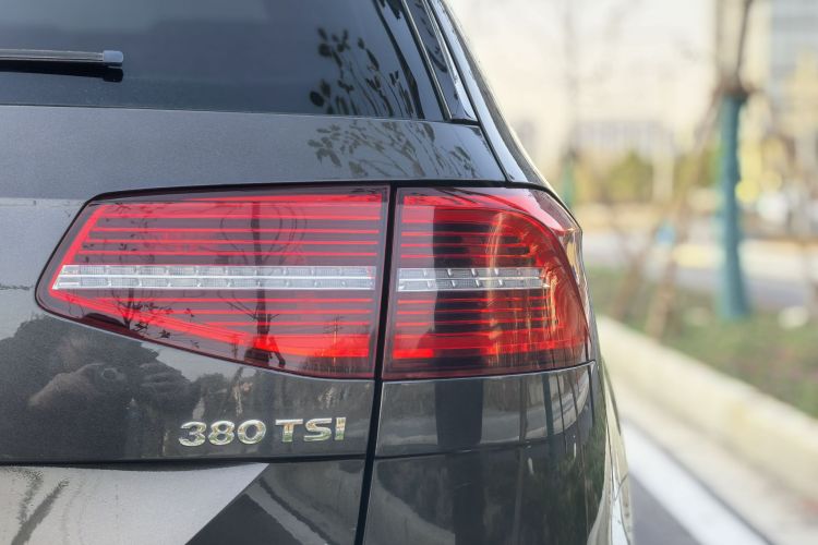 大众 蔚揽 2017款 380TSI 两驱畅行版车身外观6010