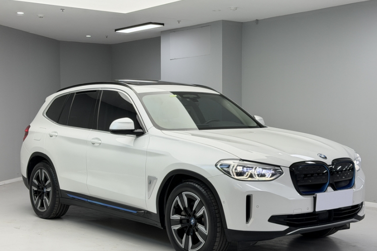 宝马iX3 2021款 改款 领先型车身外观6001