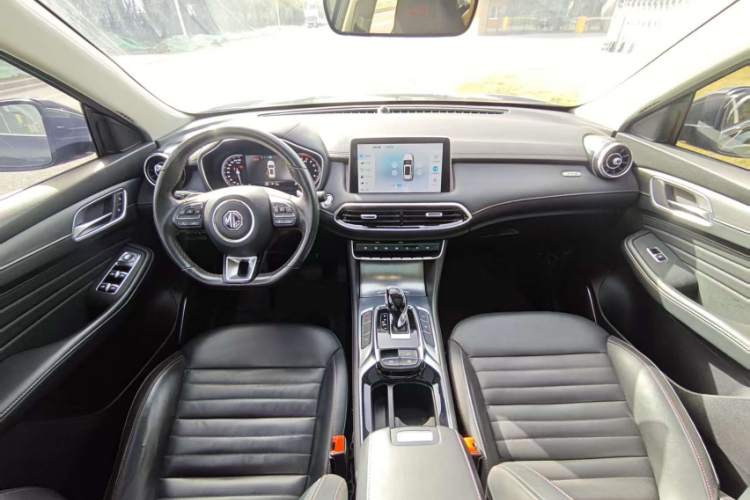 名爵HS 2019款 30T 自动两驱Trophy超能版 国VI中控内饰7002