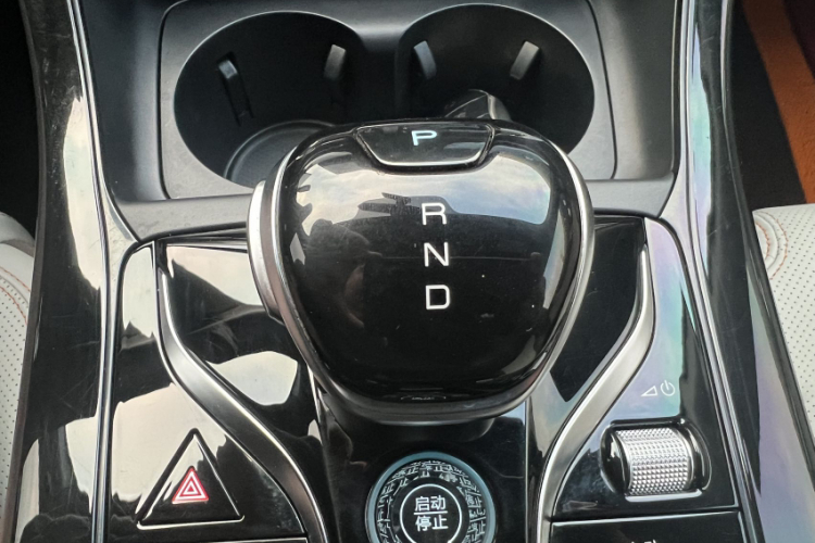 比亚迪 秦PLUS 2023款 冠军版 DM-i 55KM领先型局部细节18