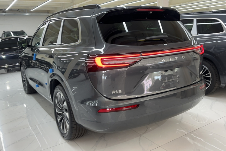 鸿蒙智行 问界M7 2024款 1.5T 智驾后驱Max版 5座车身外观6005