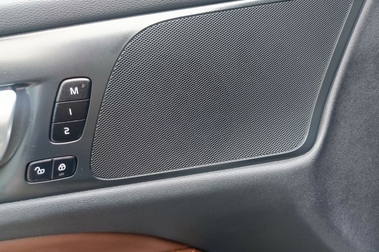 沃尔沃V60 2024款 B5 智远豪华版局部细节9006