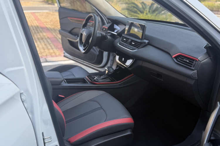 东风风神 奕炫GS 2021款 230T 自动追星版中控内饰7006