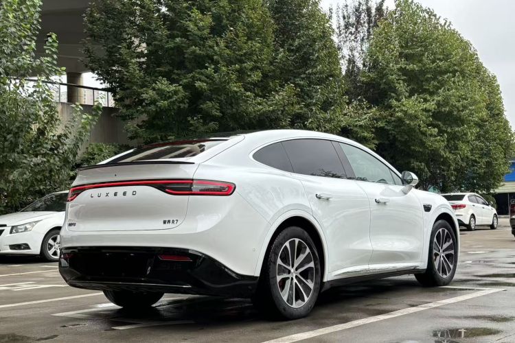 鸿蒙智行 智界R7 2024款 纯电 736km UItra车身外观6007