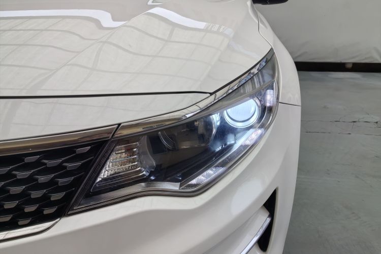 起亚K5 2016款 2.0L 自动LUX车身外观6002