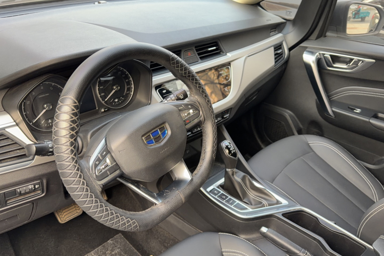 吉利汽车 远景X3 2020款 1.5L CVT尊贵型中控内饰7003