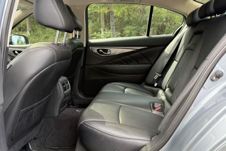 英菲尼迪Q50L 2015款 2.0T 悦享版车身外观6010