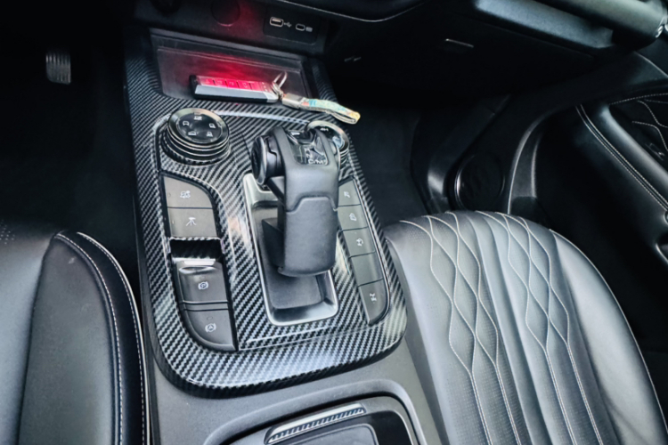 坦克300 2021款 越野版 2.0T 挑战者中控内饰7003