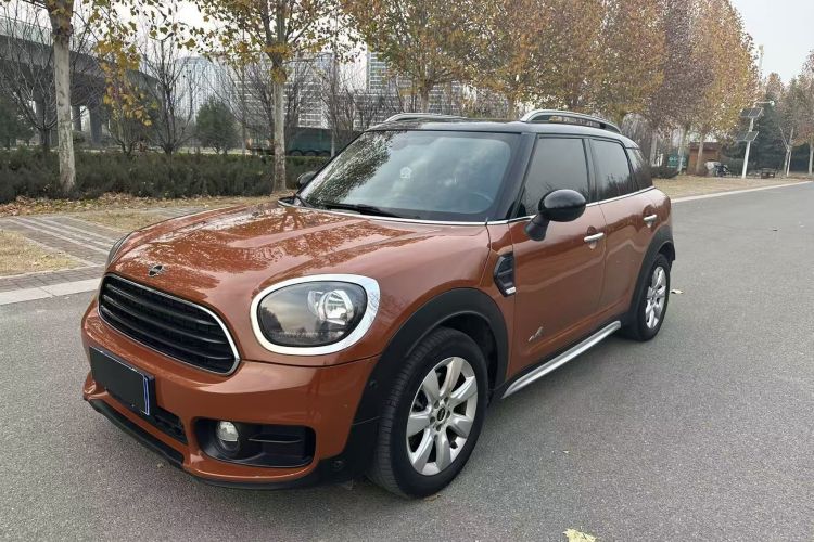 MINI Countryman 2018款 1.5T COOPER ALL4 经典派车身外观6004