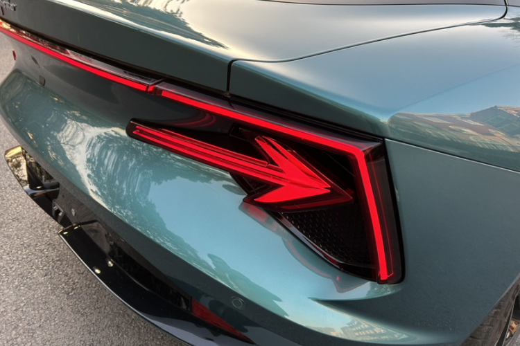 名爵 MG Cyberster 2026款 520km 传奇四驱版车身外观6015