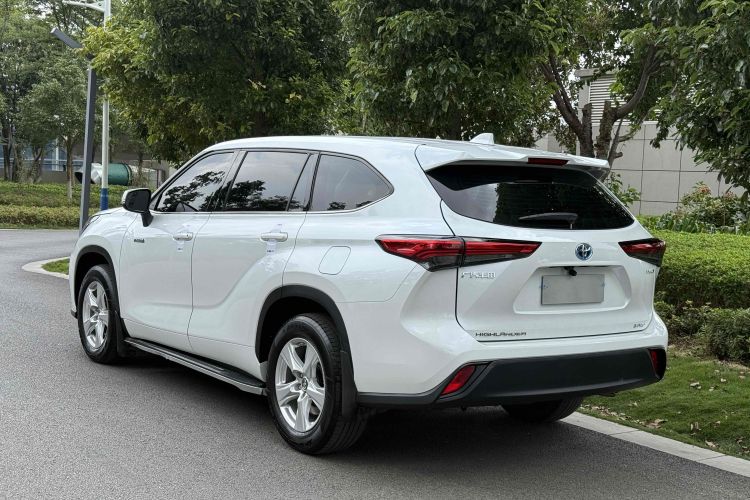 丰田 汉兰达 2022款 双擎 2.5L 四驱精英版 7座车身外观6004