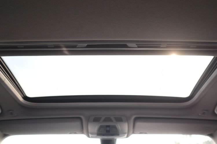 宝马3系 2015款 320Li 超悦版时尚型中控内饰7009