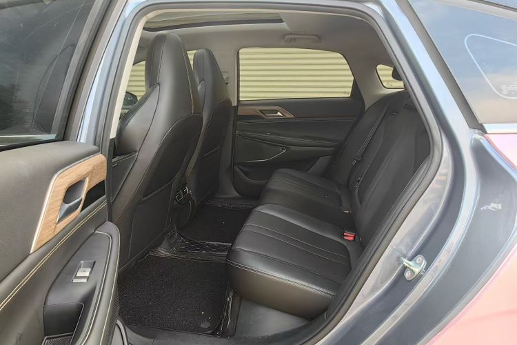 小鹏P5 2021款 460G+中控内饰7007