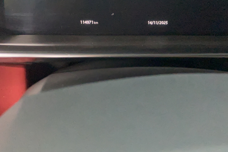 路虎 揽胜运动版 2022款 3.0 L6 耀黑版中控内饰15