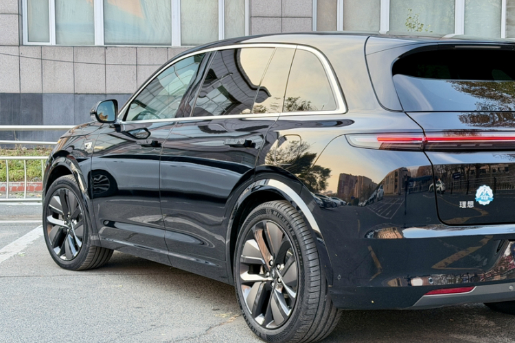 理想汽车 理想L7 2023款 Pro车身外观6006