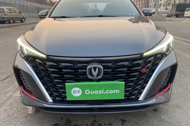 长安 逸动 2022款 PLUS 蓝鲸NE 1.4T GDI DCT尊贵版车身外观6005