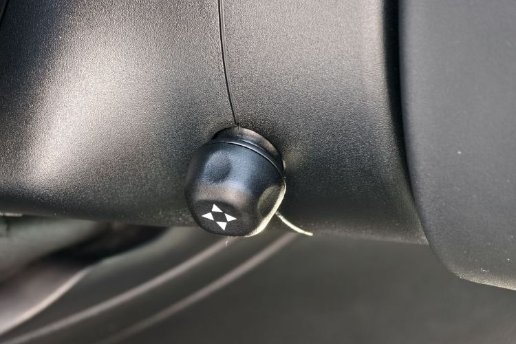 Jeep 大切诺基(进口) 2017款 3.0L 舒享导航版局部细节9008