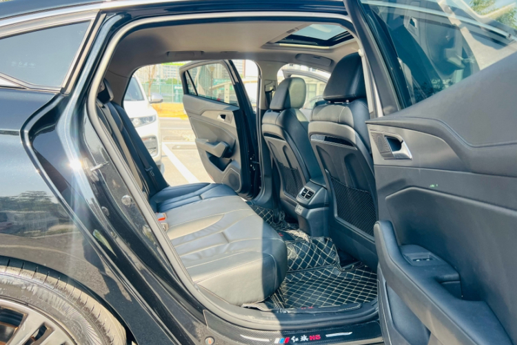 红旗H5 2020款 1.8T 自动智联旗韵版中控内饰7009