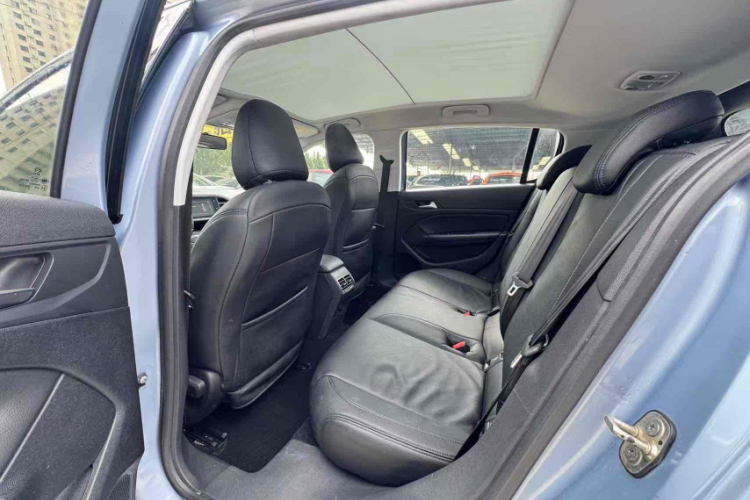 标致308S 2015款 1.6T 自动劲驰版中控内饰7002