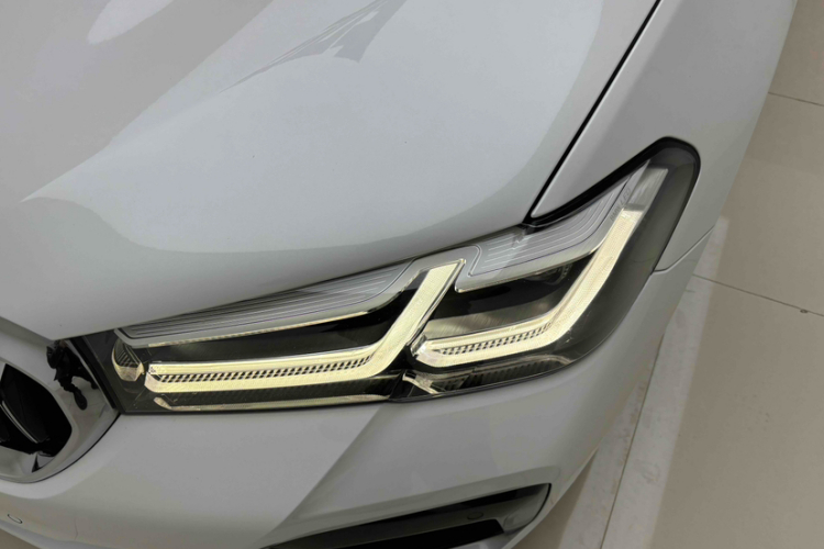 宝马5系 2023款 530Li 领先型 M运动套装局部细节36