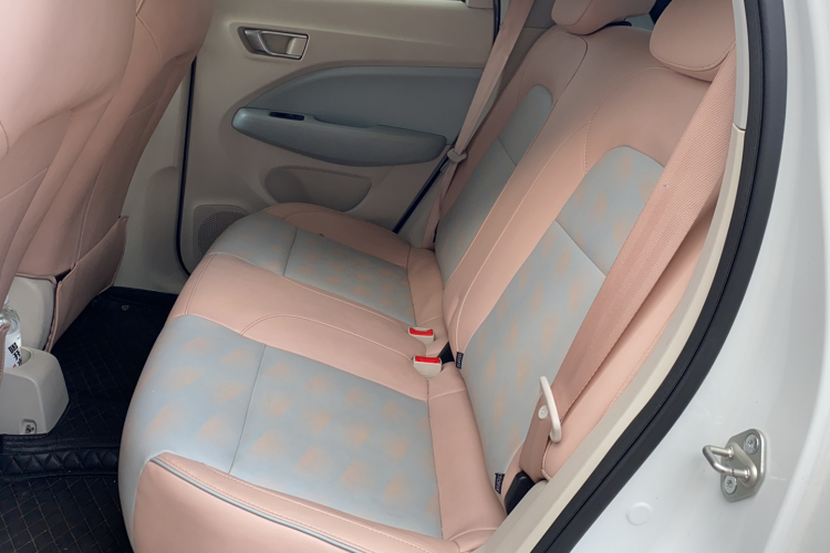 零跑汽车 零跑T03 2024款 310舒享版中控内饰7003