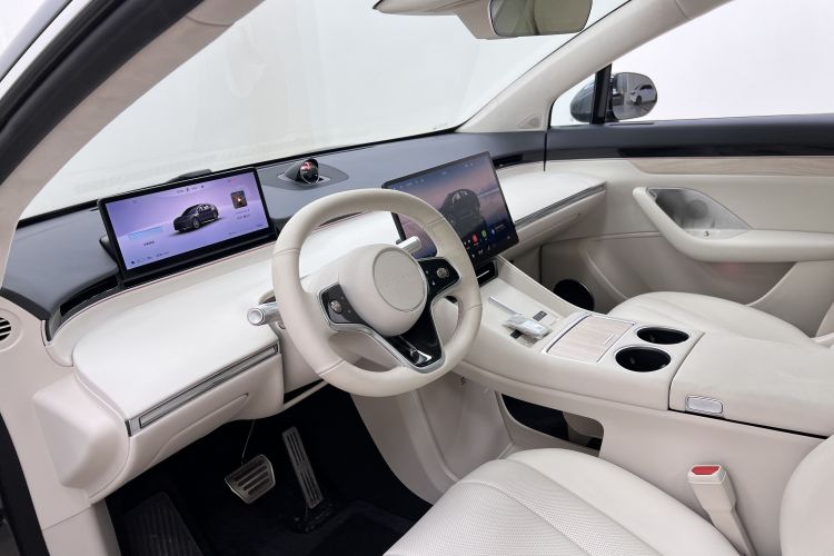 鸿蒙智行 智界R7 2024款 纯电 802km Max中控内饰7005