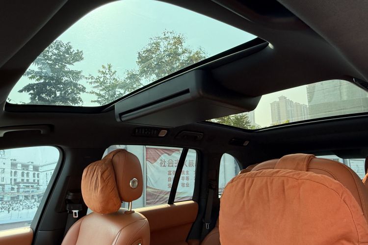 理想汽车 理想L8 2023款 Air中控内饰7002