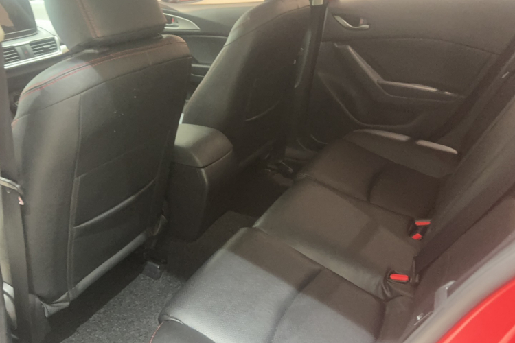 马自达3 昂克赛拉 2017款 三厢 1.5L 自动舒适型 国V中控内饰7003