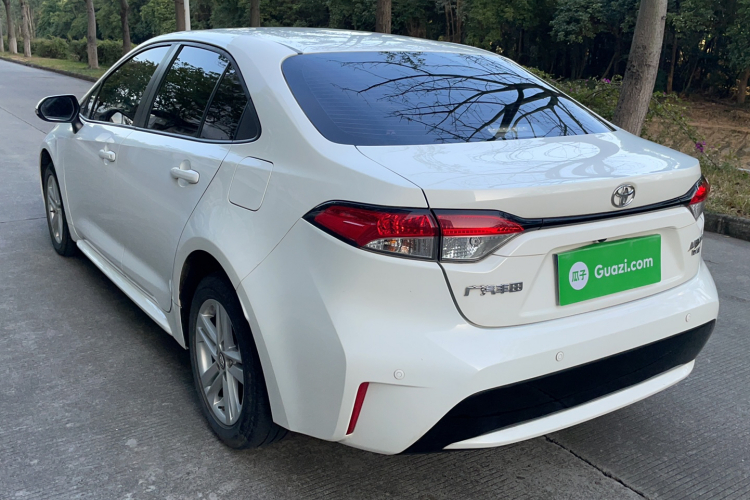 丰田 雷凌 2022款 185T CVT豪华版车身外观6007