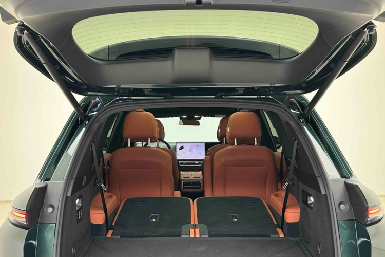 理想汽车 理想L8 2023款 Pro局部细节23