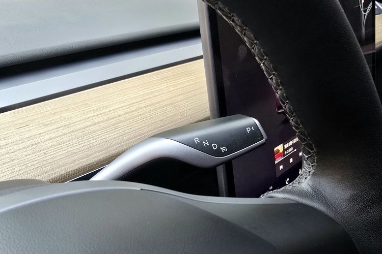 特斯拉 Model Y 2022款 改款 后轮驱动版局部细节18