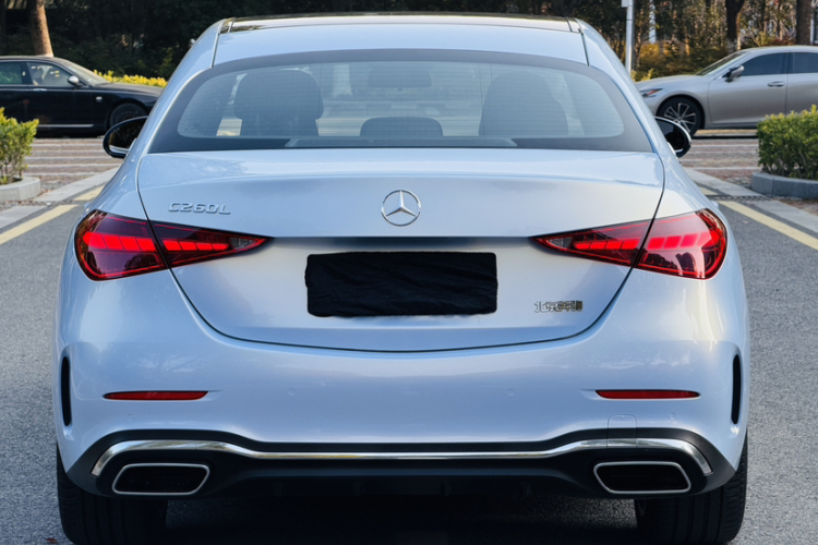 奔驰C级 2024款 改款 C 260 L 运动版车身外观6005