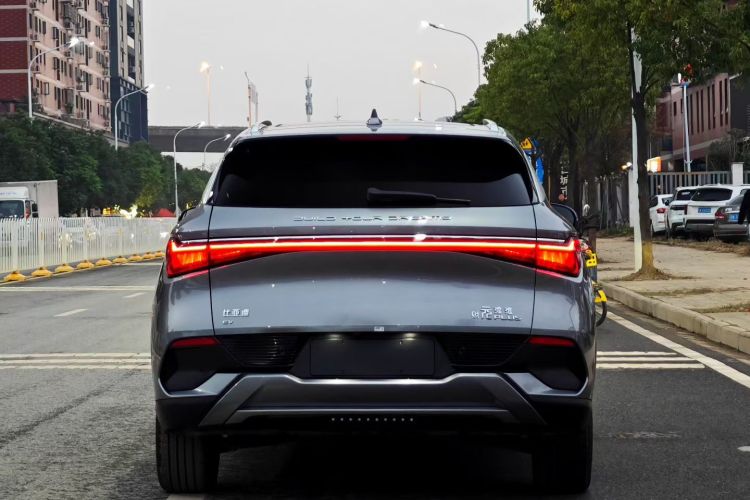 比亚迪 元PLUS 2023款 冠军版 510KM 超越型车身外观6005