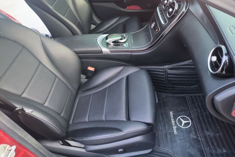 奔驰C级 2015款 改款 C 180 L 运动型局部细节41