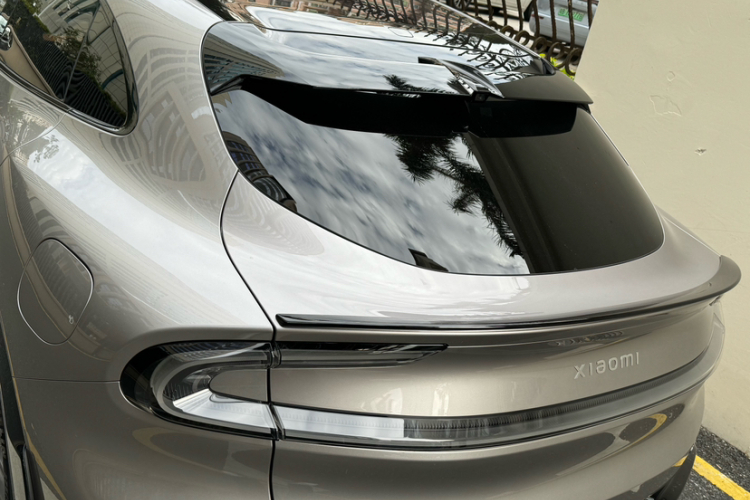 小米汽车 小米YU7 2025款 超长续航高性能四驱Max版车身外观6010