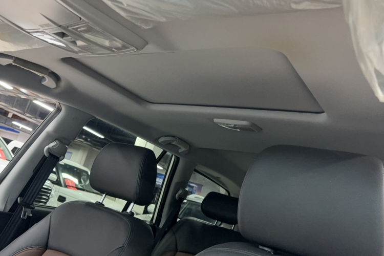 哈弗H5经典 2018款 经典版 2.0T 柴油 手动四驱尊贵型局部细节22