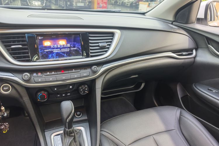 别克 英朗 2021款 改款 典范 1.5L 自动精英型中控内饰7008