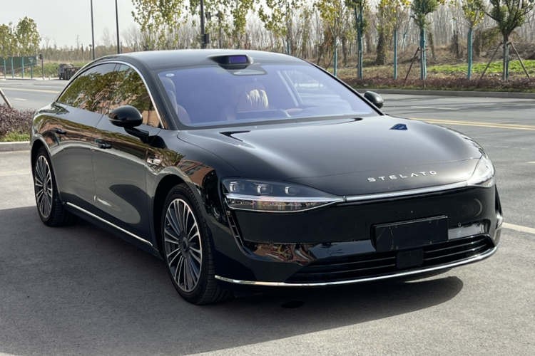 鸿蒙智行 享界S9 2024款 纯电 Ultra 四驱旗舰版车身外观6004