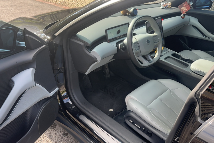 蔚来ET5T 2024款 75kWh Touring中控内饰7002