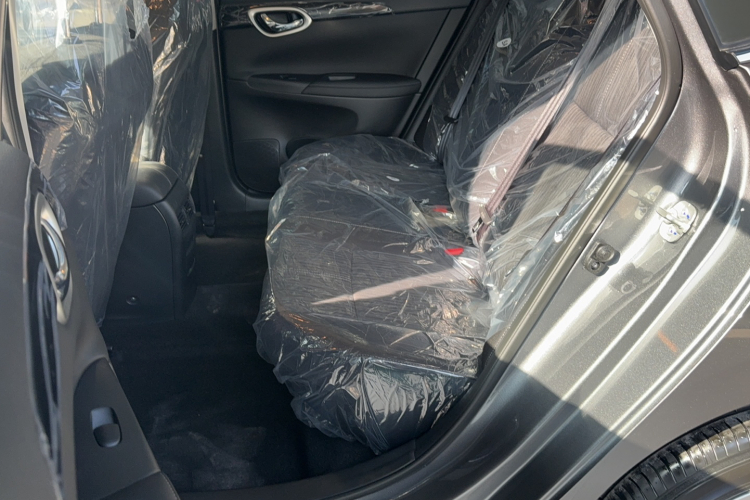 日产 轩逸 2024款 改款三 经典 1.6XE CVT舒适版中控内饰7001