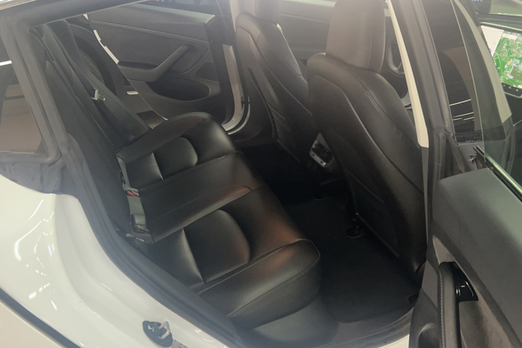 特斯拉 Model 3 2019款 标准续航后驱升级版中控内饰7003