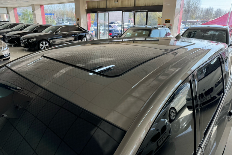 别克GL6 2018款 18T 6座尊贵型中控内饰7011