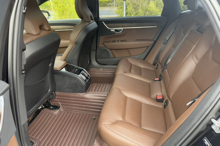 沃尔沃S90 2021款 B5 智远豪华版中控内饰7007