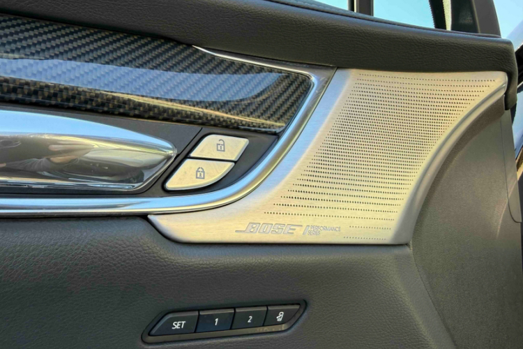 凯迪拉克XT6 2020款 改款 28T 六座四驱领先运动型中控内饰7011