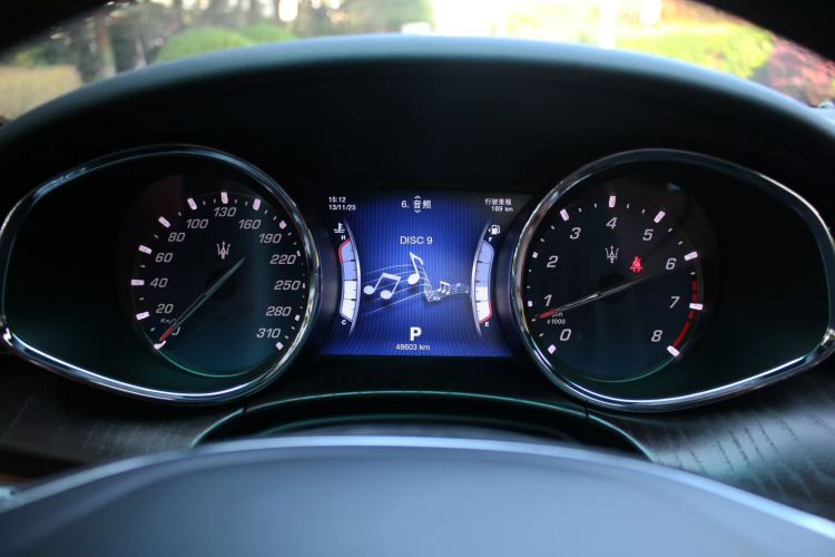 玛莎拉蒂 总裁 2015款 3.0T 标准型中控内饰15